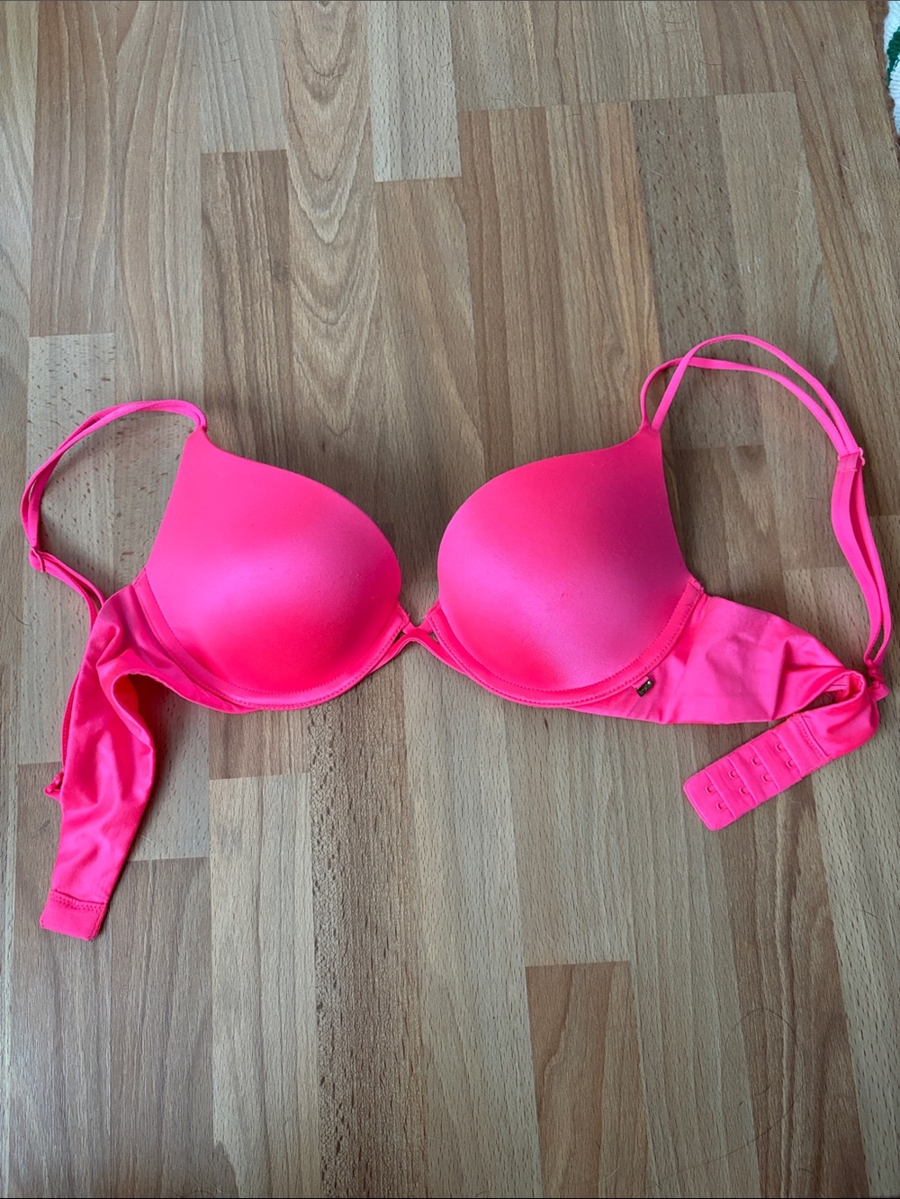 Victorias Secret Neon Pink Push-Up Bra